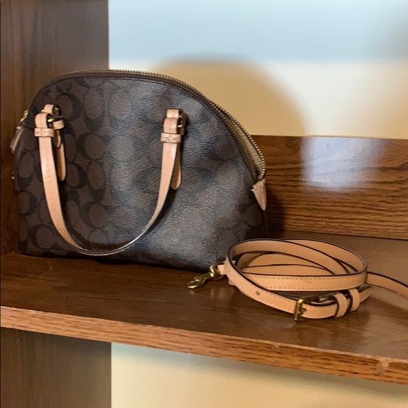 Coach Purse - Picture 2 of 6